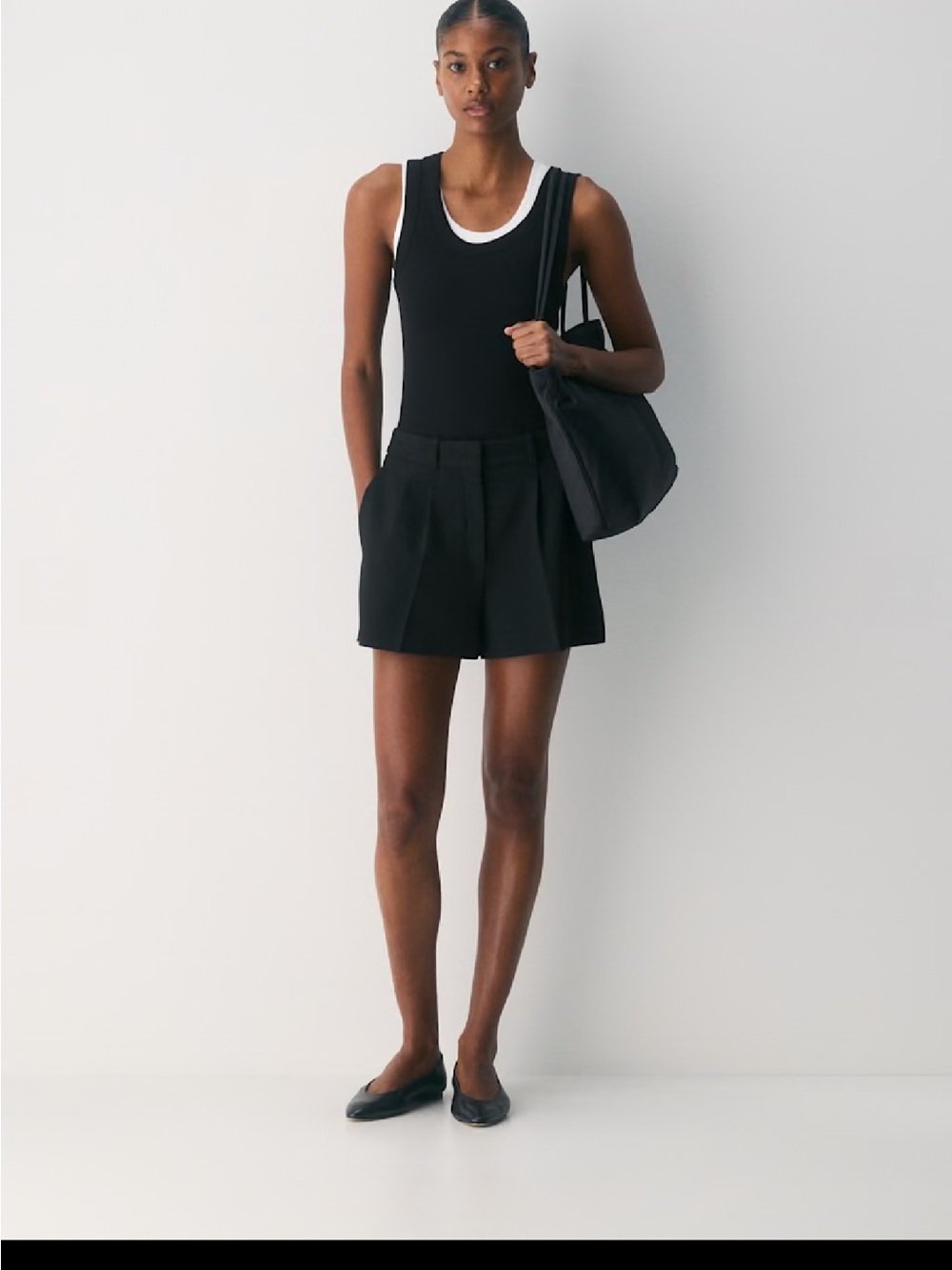 Babaton Aritzia Black Tailored Pleated Shorts
